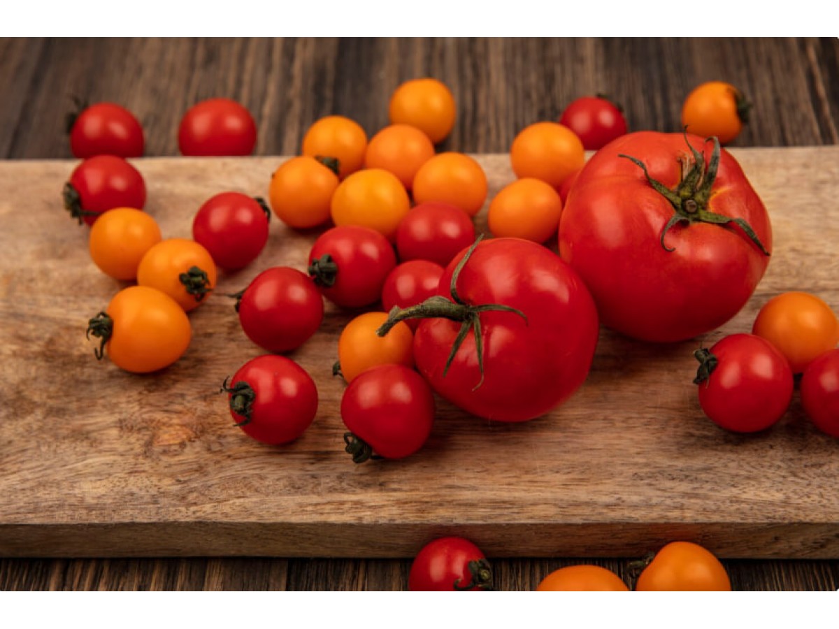 Что значат маркировки F1 на семенах томатов